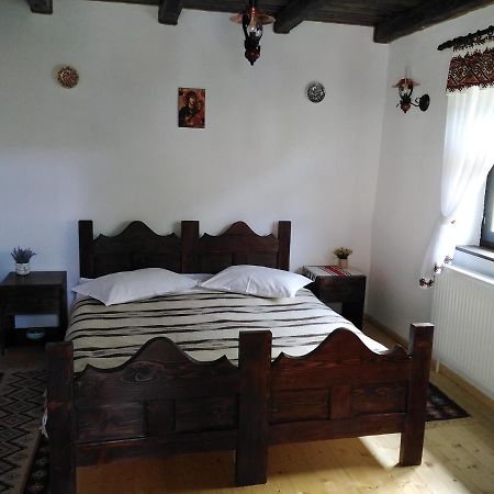 فيلا Casuta Din Valea Regilor Gradistea de Munte المظهر الخارجي الصورة